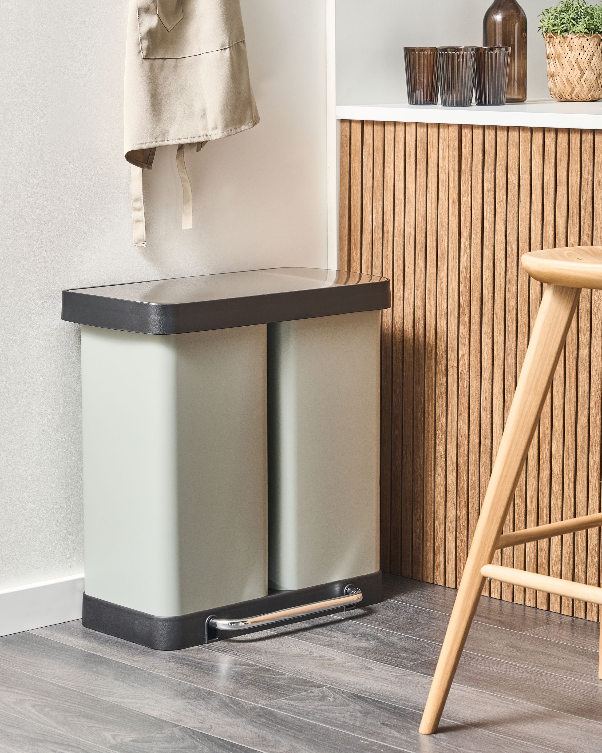 Kaksiosainen poljinroskakori 60 L ECOSORT metalli Vaaleanvihreä