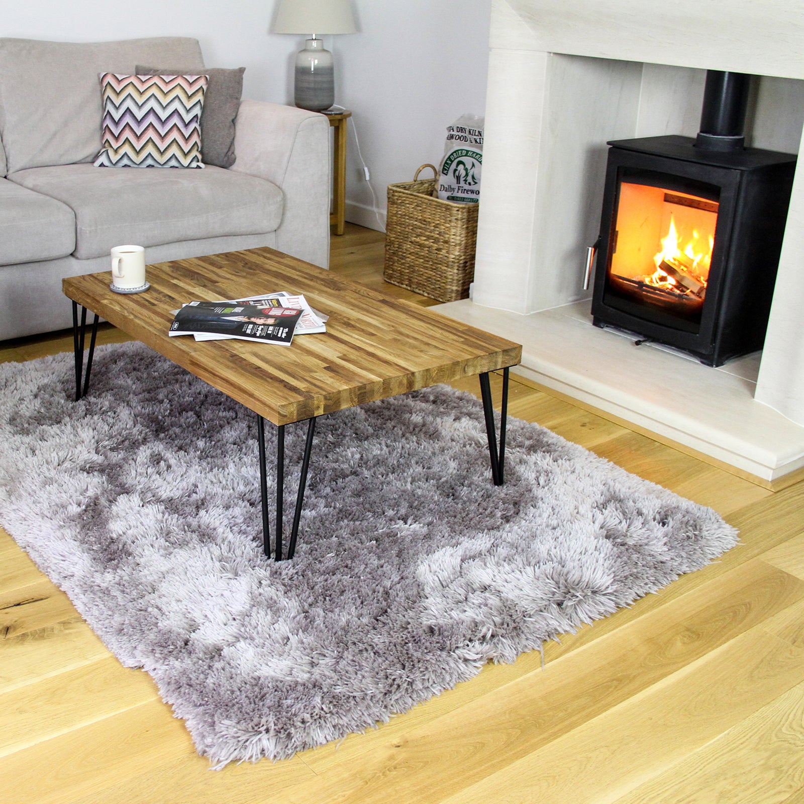 4 x 28" hiusneulajalat - 2 piikkiä - 10 mm - musta