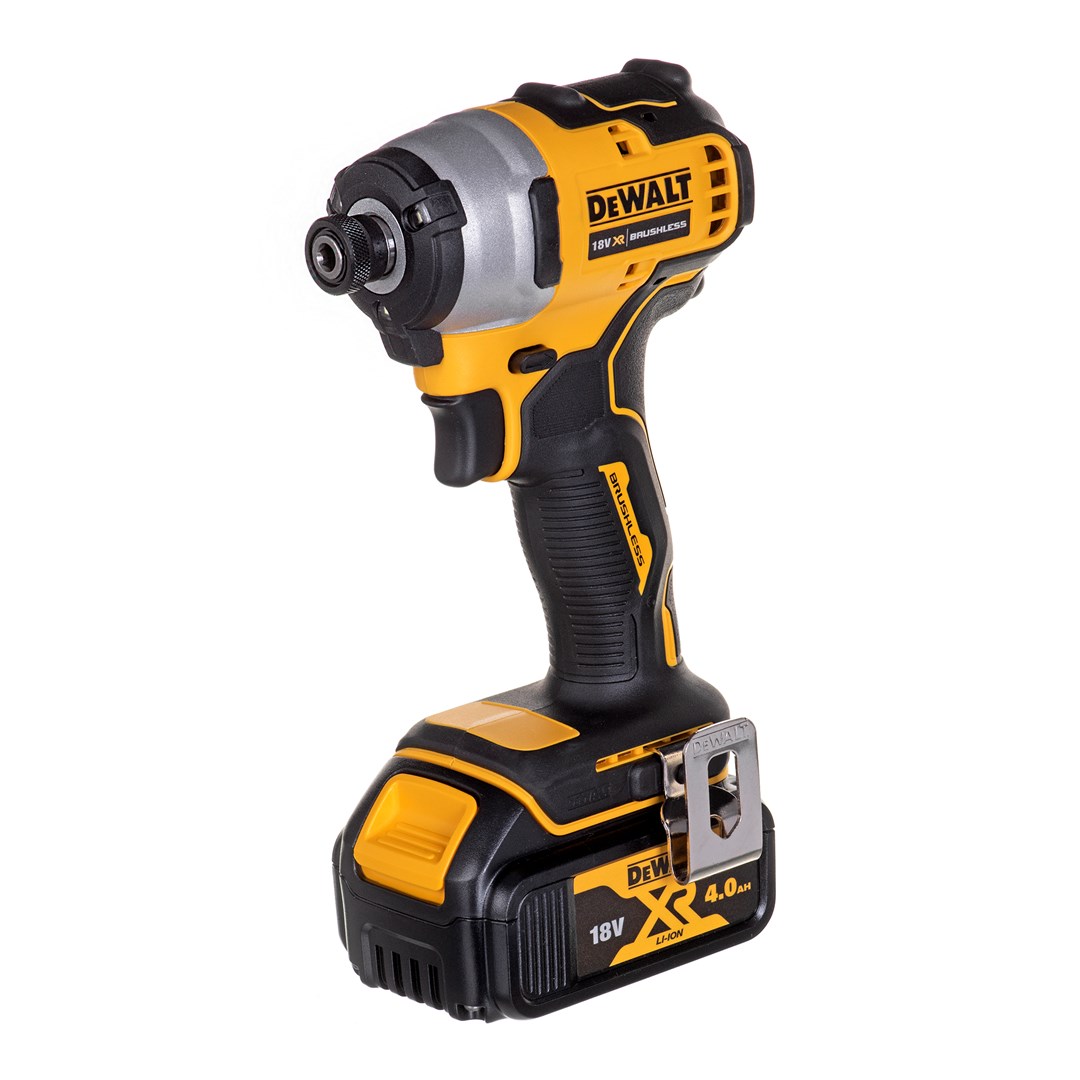 DEWALT Combo 18V 2x4,0Ah DCK2062M2T työkalusarja DCK2062M2T-QW