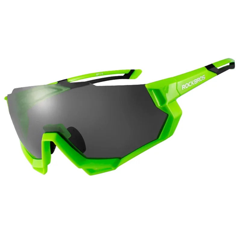 Polarisoidut valokuvatuntemusaurinkolasit