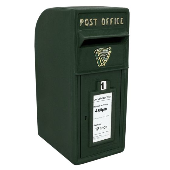 Vihreä irlantilainen postilaatikko