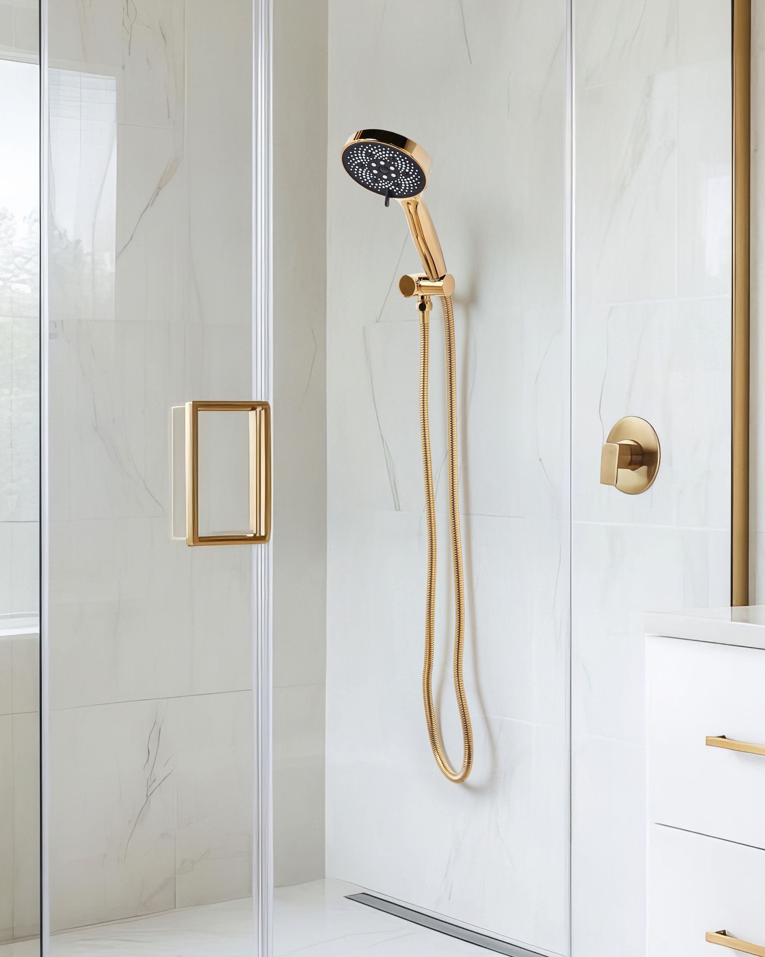 Käsisuihku letkulla ICHMA 5 toimintoa Kulta