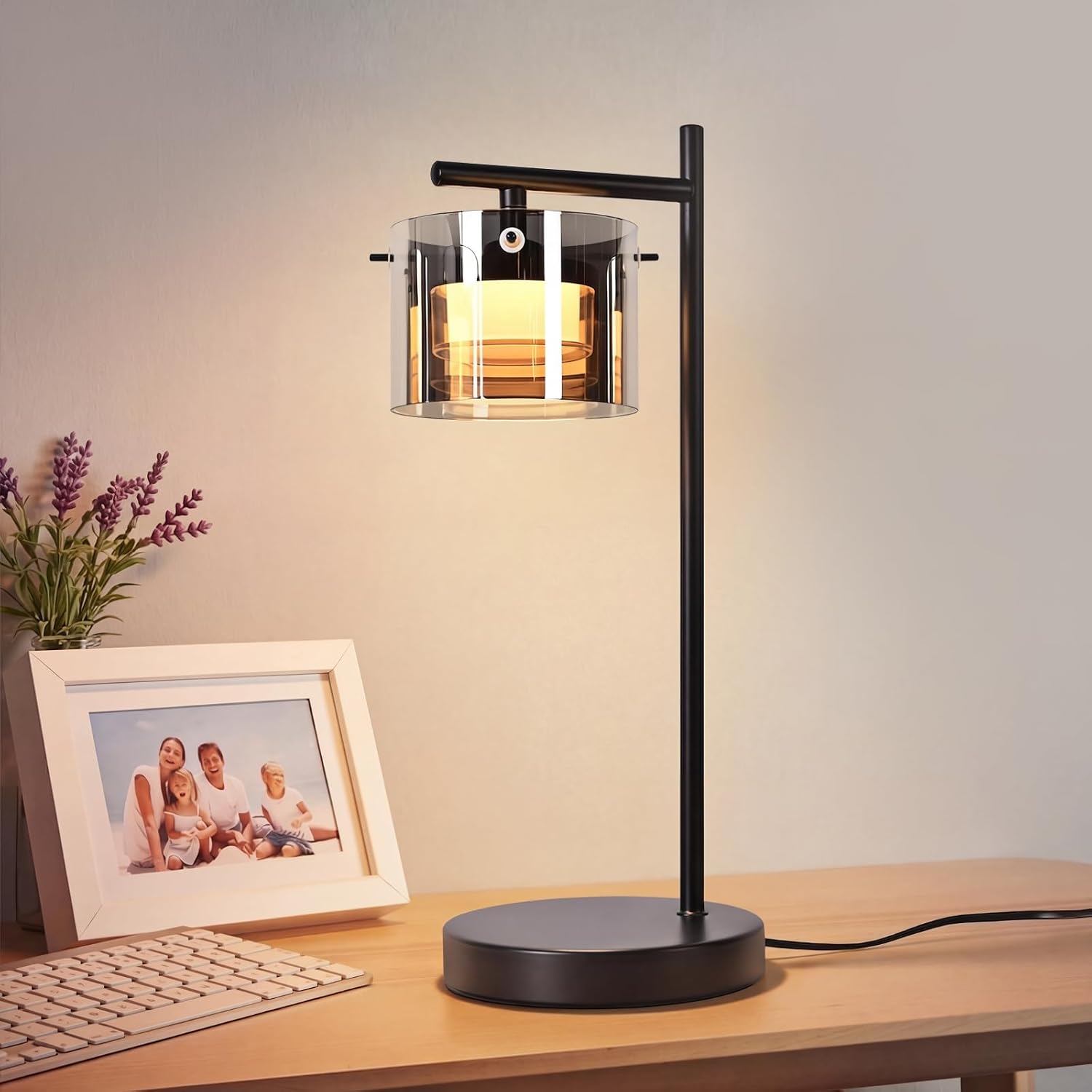 NETTLIFE LED-pöytävalaisin johdolla, musta yövalaisin savulasista ja metallista, moderni lämmin valo olohuoneeseen, makuuhuoneeseen, toimistoon