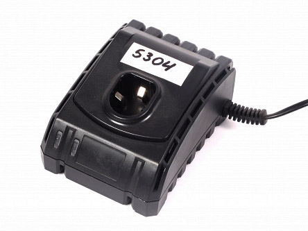 20 V:n akkuporakoneen/ruuvinvääntimen laturi