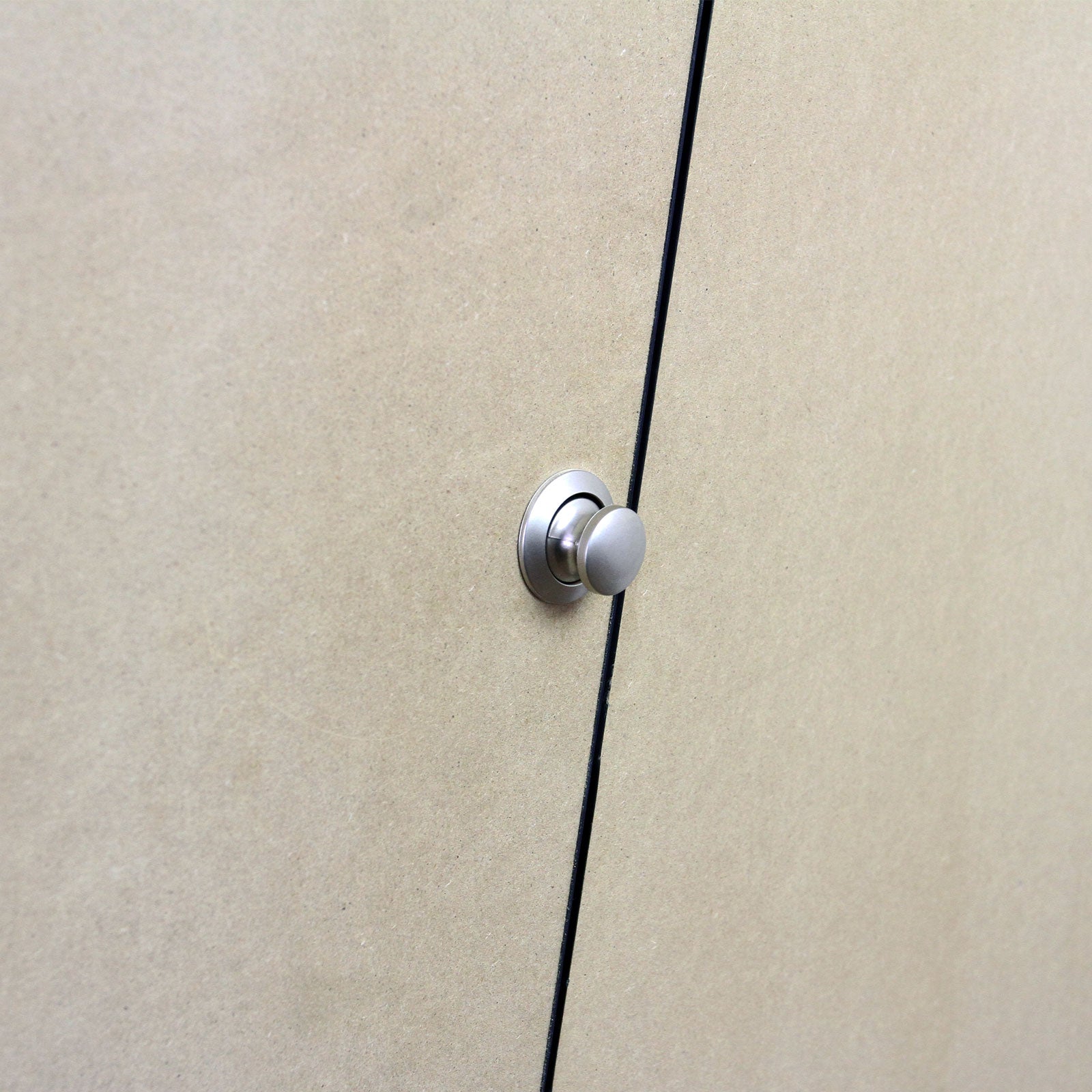 MDF-keittiökaappi matkailuautosta