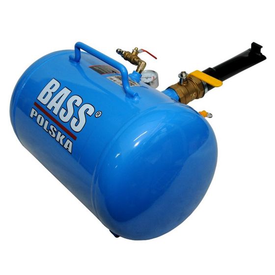 Täyttölaite, painesäiliö renkaiden täyttöä varten