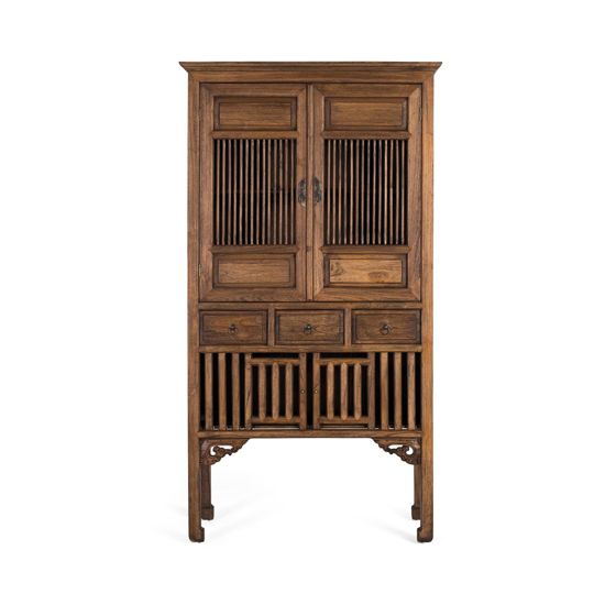 Massiivitiikkipuusta valmistettu vaatekaappi, korkeus 176 cm