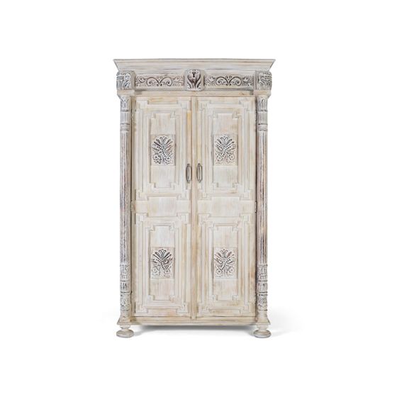 Hienostunut vanhanaikainen valkoinen mangopuusta valmistettu vaatekaappi