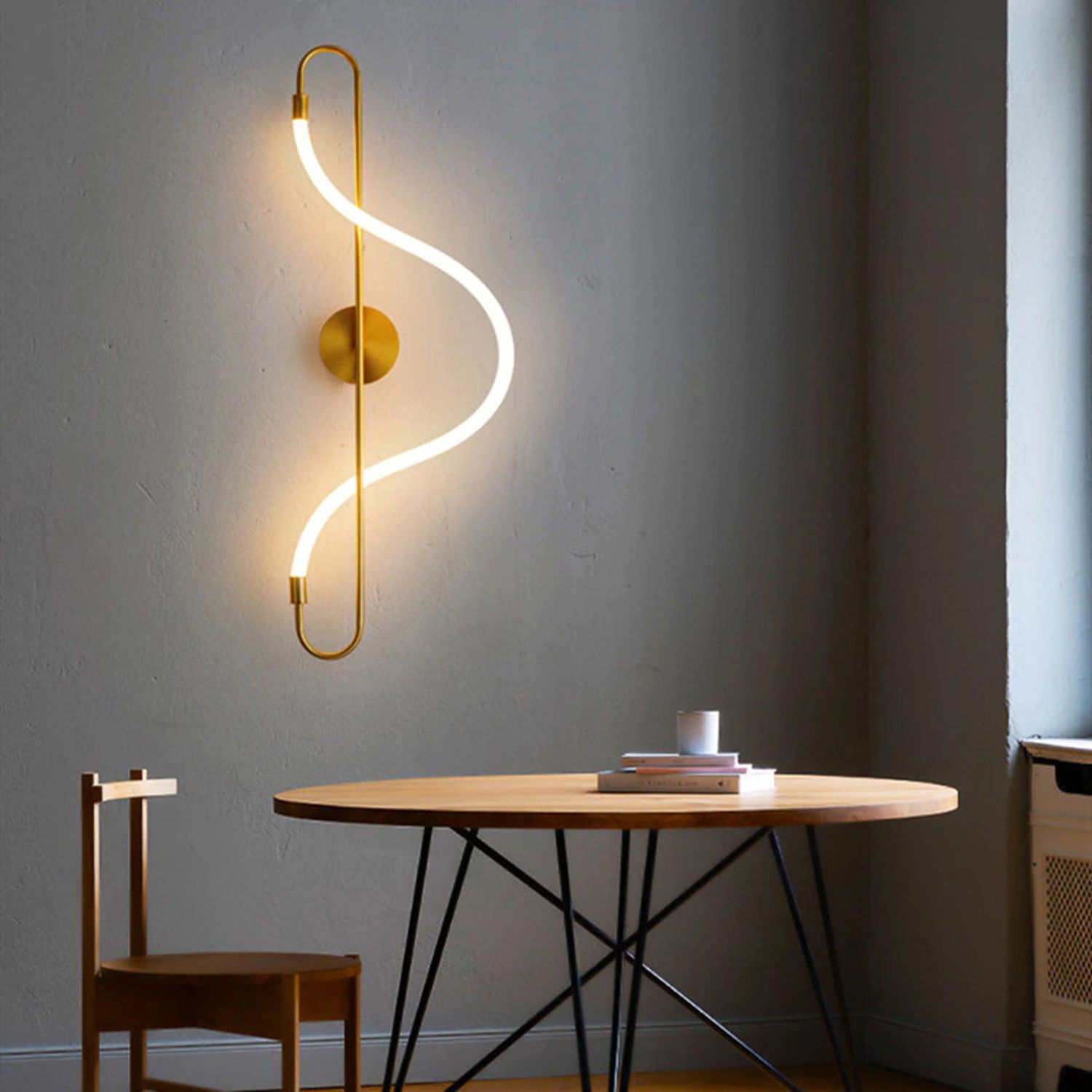 TOOLIGHT seinävalaisin LED APP858-W LONG kulta, 78x30x78cm