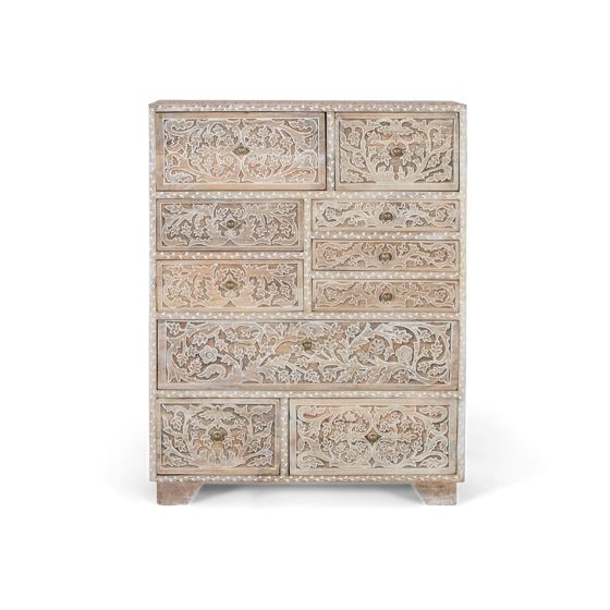 Käsin veistetty mangopuusta valmistettu lipasto, jossa on kymmenen laatikkoa