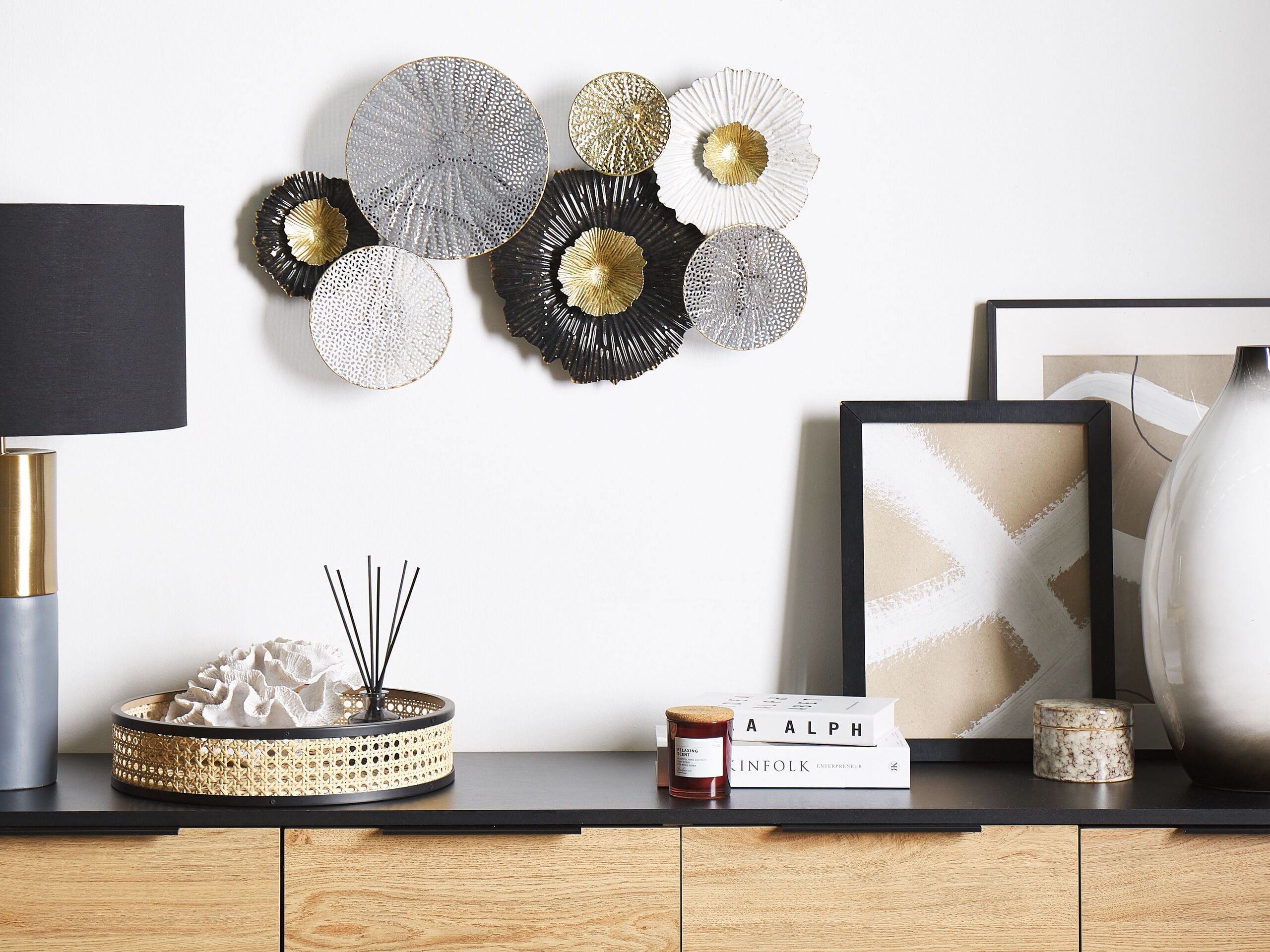 Seinäkoriste ZIRCONIUM metalli 38 cm Musta