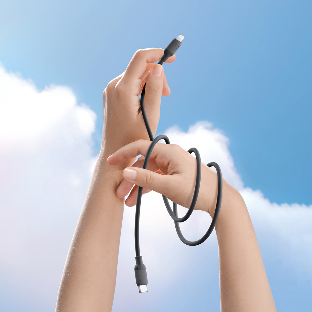 iPhonen pikalatauskaapeli USB-C - Lightning PD 20W 1m musta