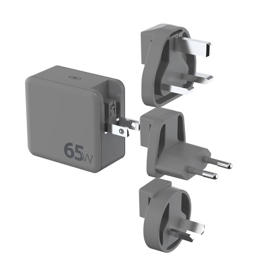 Yleislaturi 65W USB-A ja 2 USB-C erittäin vahvistetulla USB-C-kaapelilla