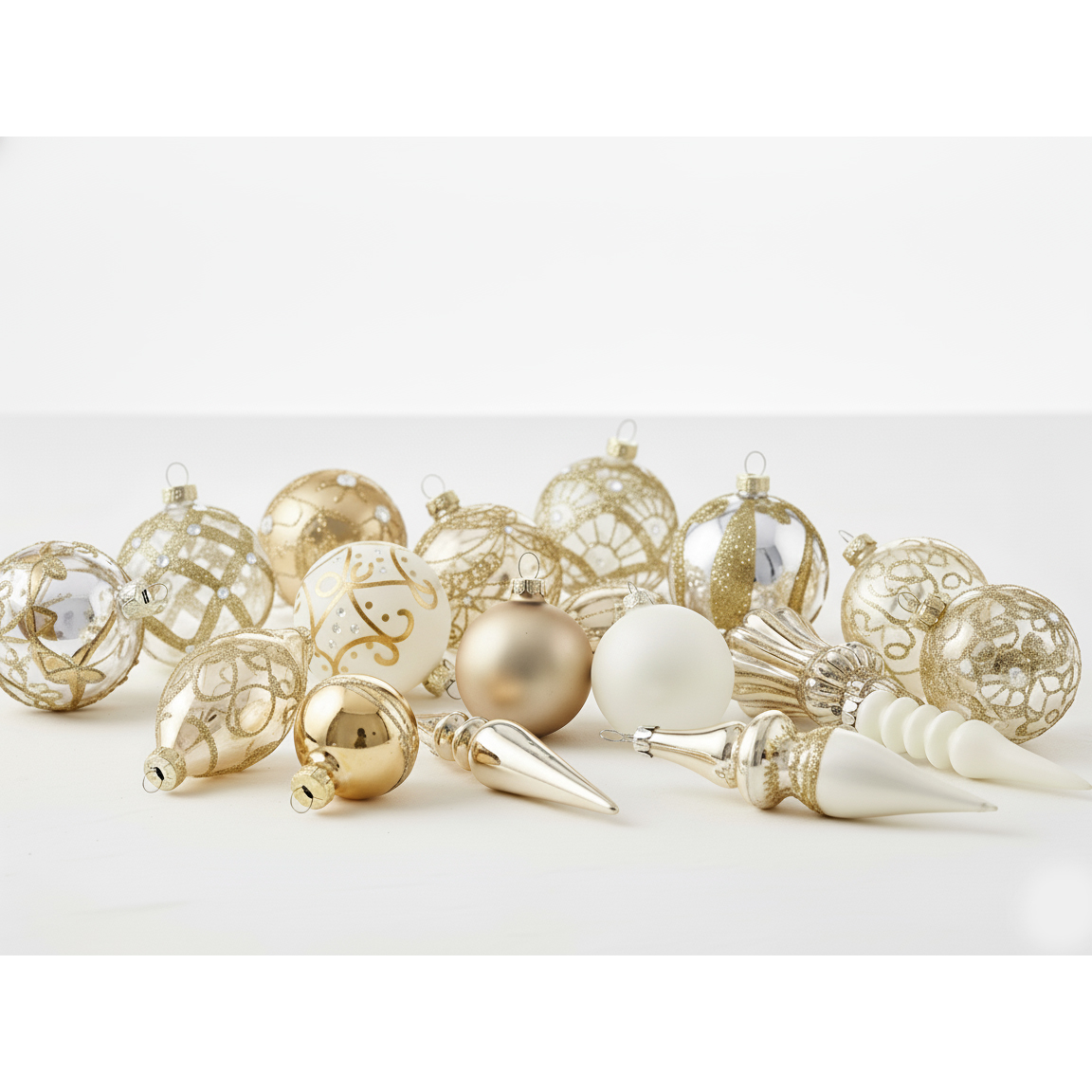 Kuusenkoristesetti 70 kpl FLICKER lasi Kulta