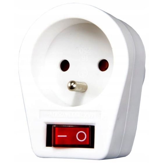 Pistorasia kytkimellä ja maadoituksella, valkoinen, 230V, 6 x 6 x 5 cm