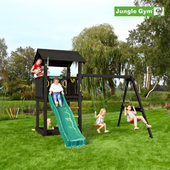 Leikkitornikokonaisuus Jungle Gym Casa 2.1, mustaksi petsattu, ja 2-Swing Module 220 ja tummanvihreä liukumäki
