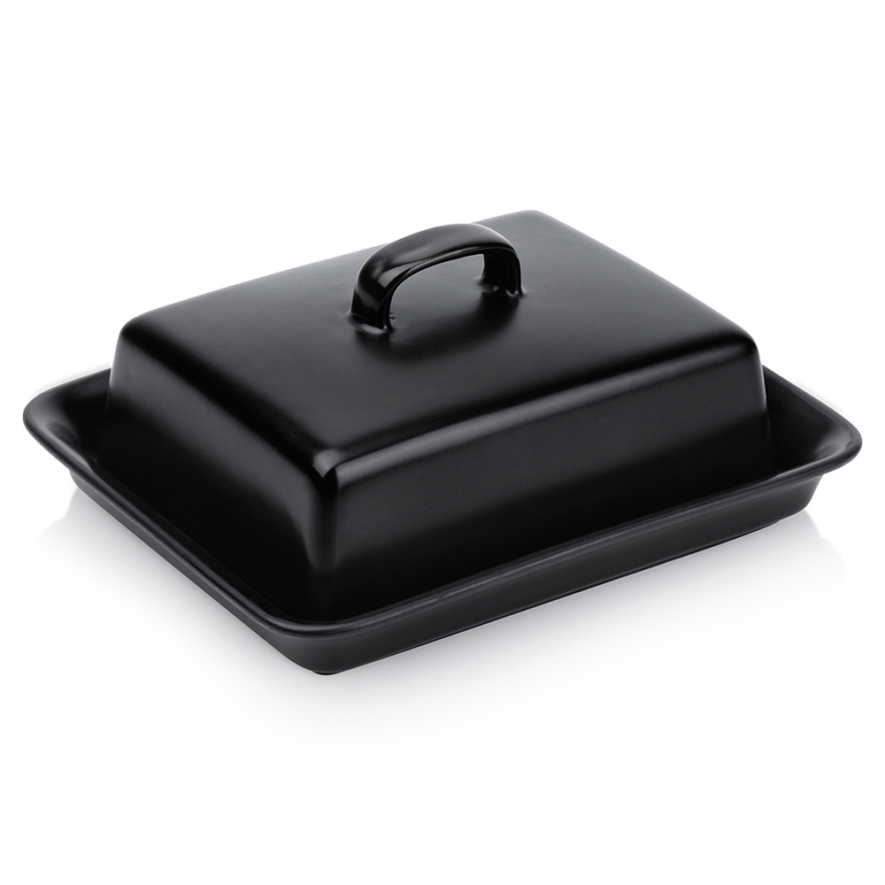 Musta keraaminen voikuppi