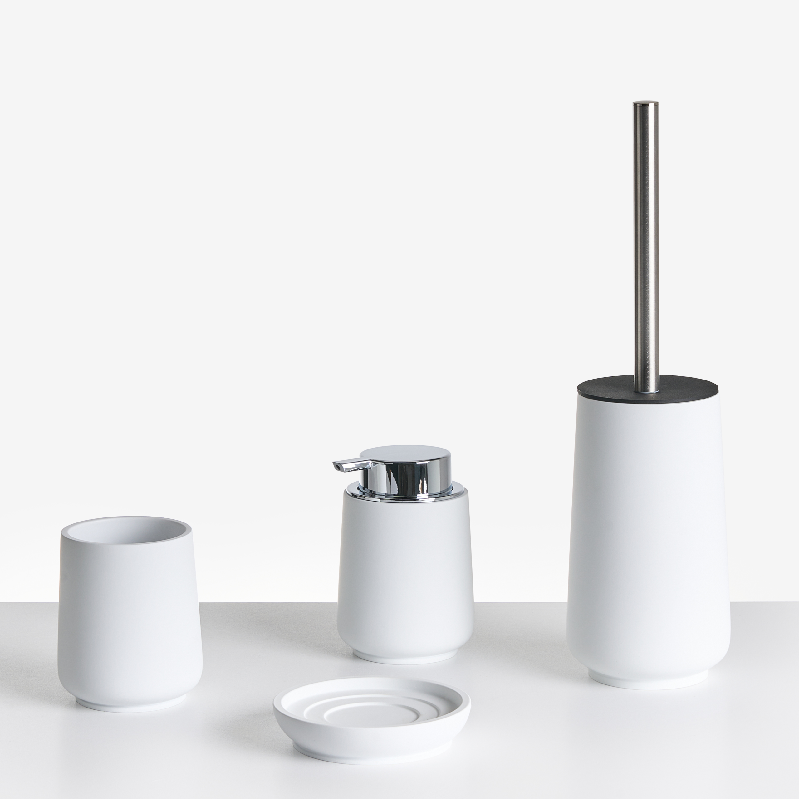 Kylpyhuonesetti 4 osaa SUCHES Valkoinen