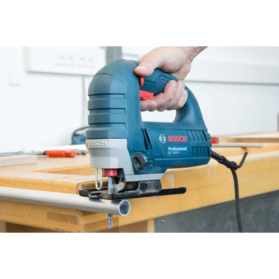 Bosch GST 8000 E Professional -Pistosaha 710 W