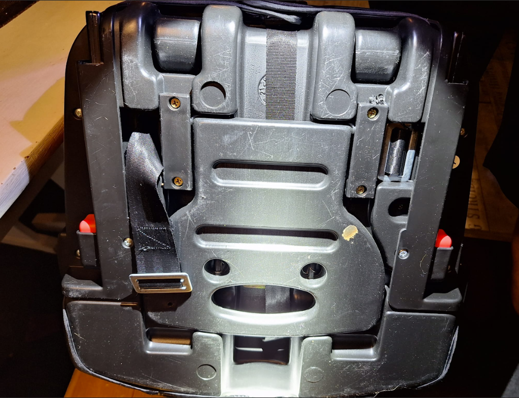 Kikid Turvaistuin & Turvakaukalo, ISOFIX, 0-36 kg Black Edition, Kunnostettu