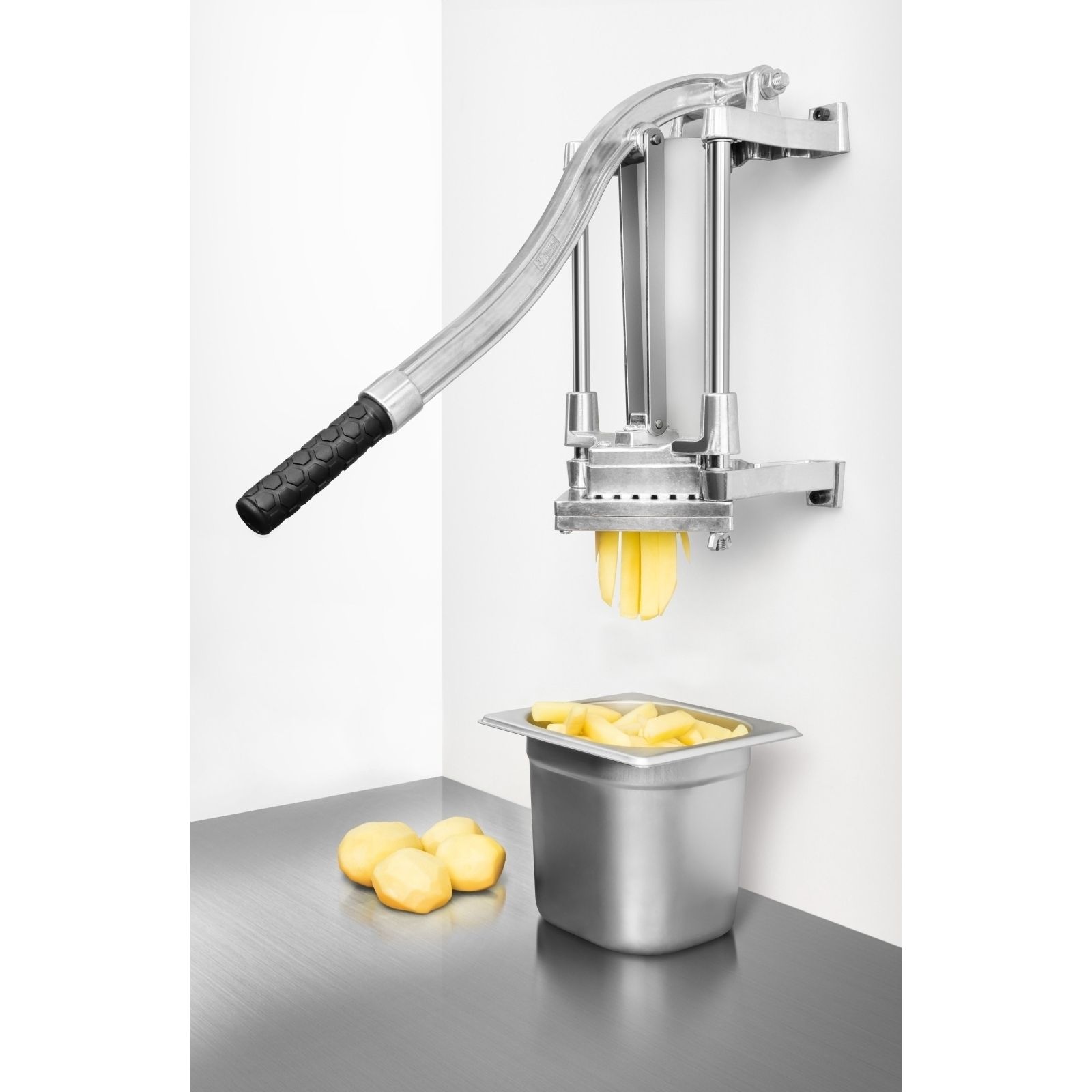 Manuaalinen perunanleikkuri ranskalaisille perunoille