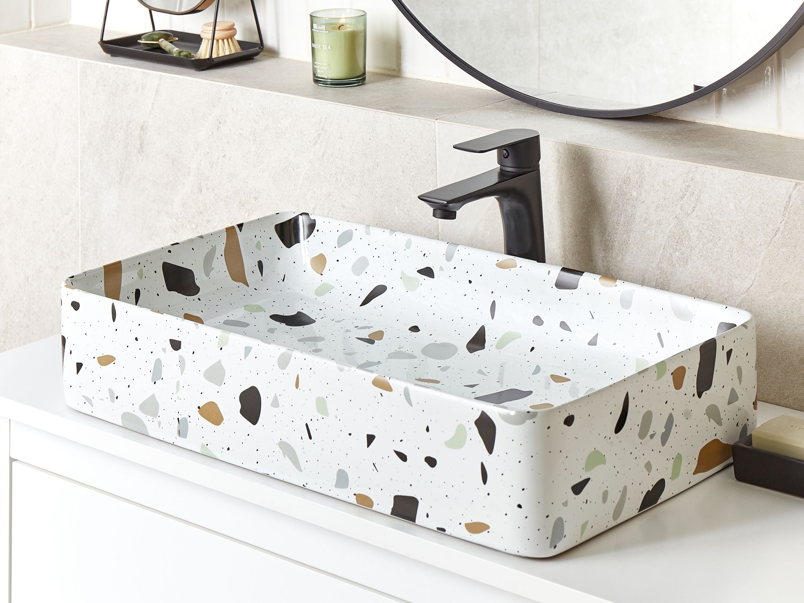 Pesuallas tason päälle NULES 61 x 35 cm Keramiikka Terrazzo-kuvio Valkoinen