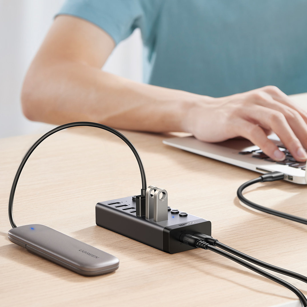 7in1 Monitoiminen USB-C HUB Jakaja - 7x USB 3.0 PD DC 12V Harmaa