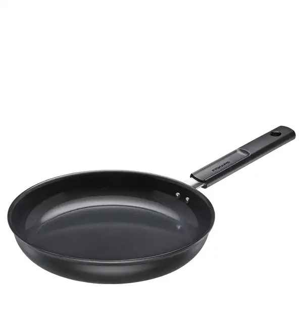 Fiskars Hard Face -paistinpannu 28 cm