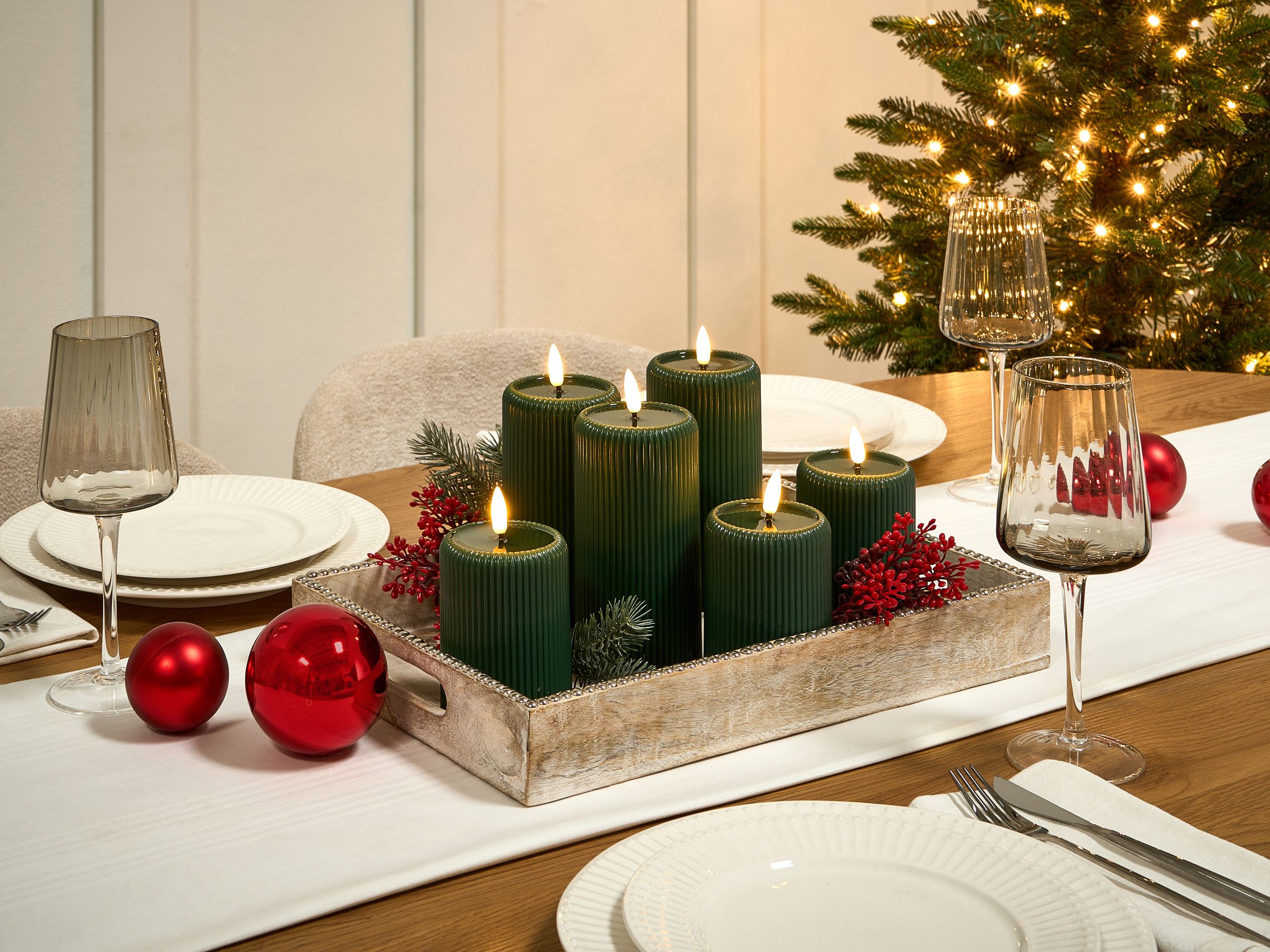 LED-kynttiläsetti 6 kpl NOISETTE 10/16 cm Vihreä