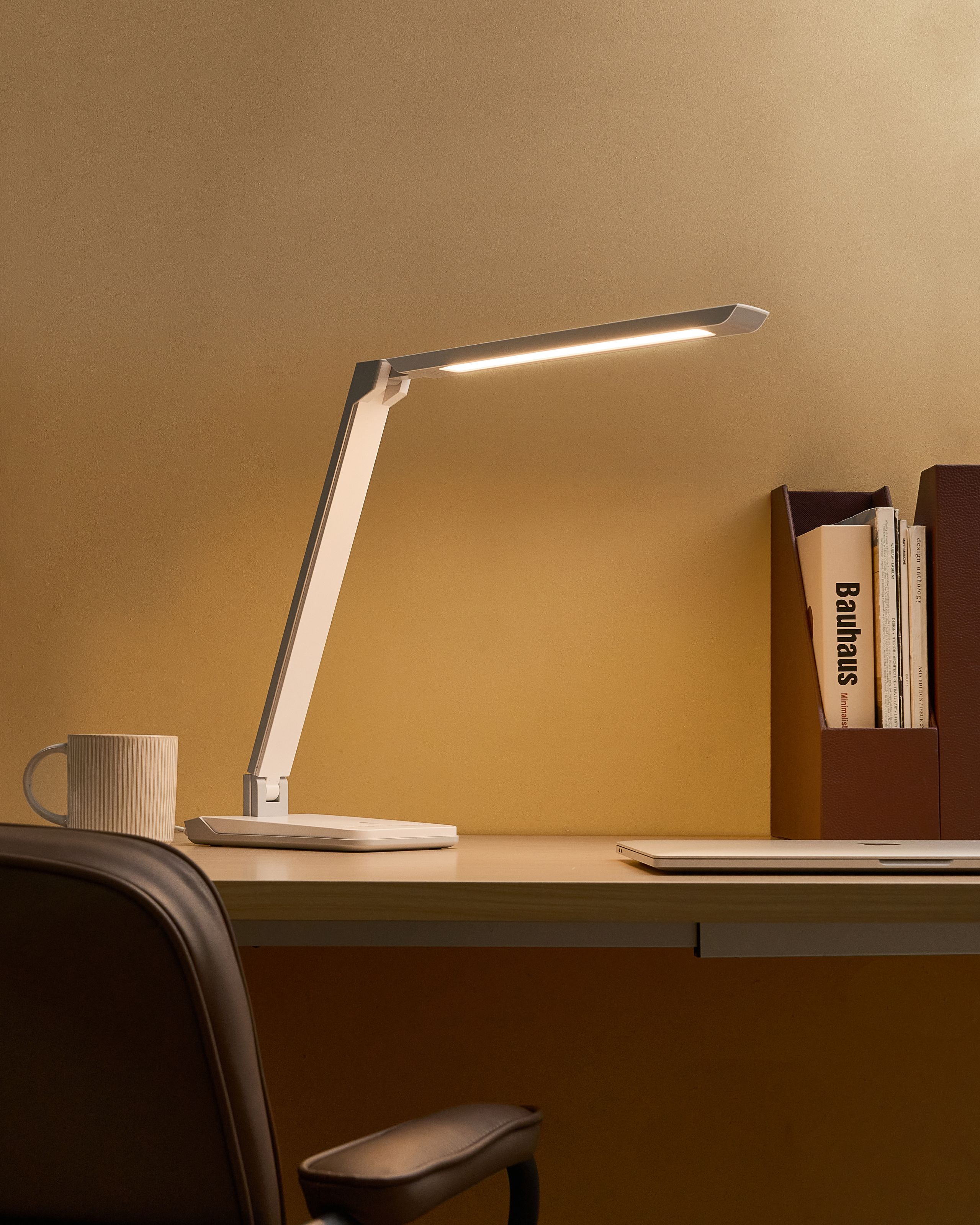 Työpöydän LED-valaisin PICTOR himmentimellä Valkoinen