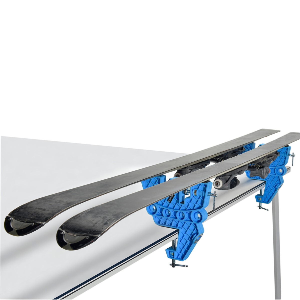 React Suksien voiteluteline pöytään kiinnitettävä